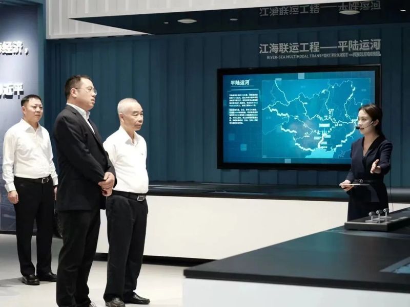 向海圖強|衛(wèi)華集團董事長韓紅安拜訪北部灣港集團